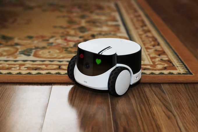Robot camera All-in-one cho thú cưng