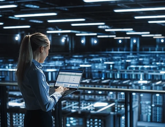 Giải quyết thách thức về năng lượng và phát triển bền vững do tác động của AI là vấn đề hiện nay
