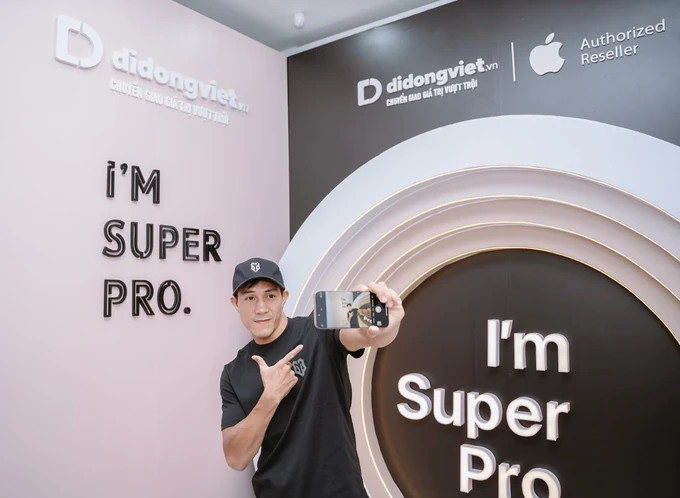 “Anh tài” Duy Nhất thích thú với các tính năng mới năm nay trên iPhone 16 Pro Max Ảnh màn hình 2024-10-10 lúc 12.29.42.png