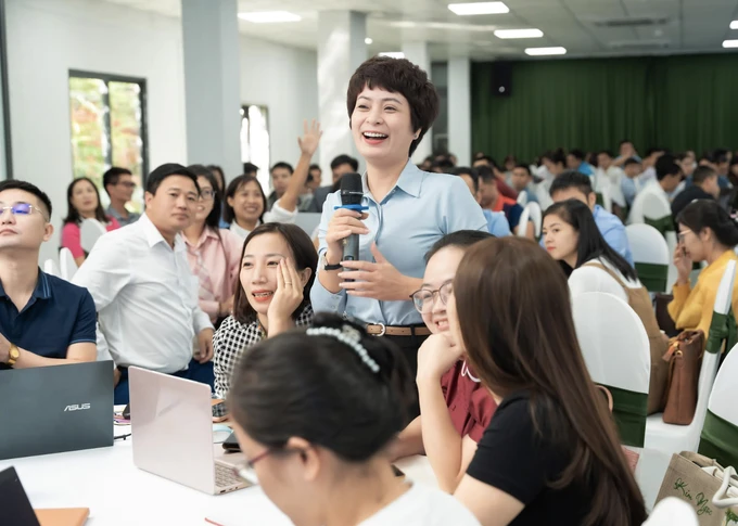 Ảnh màn hình 2024-11-14 lúc 15.10.47.png