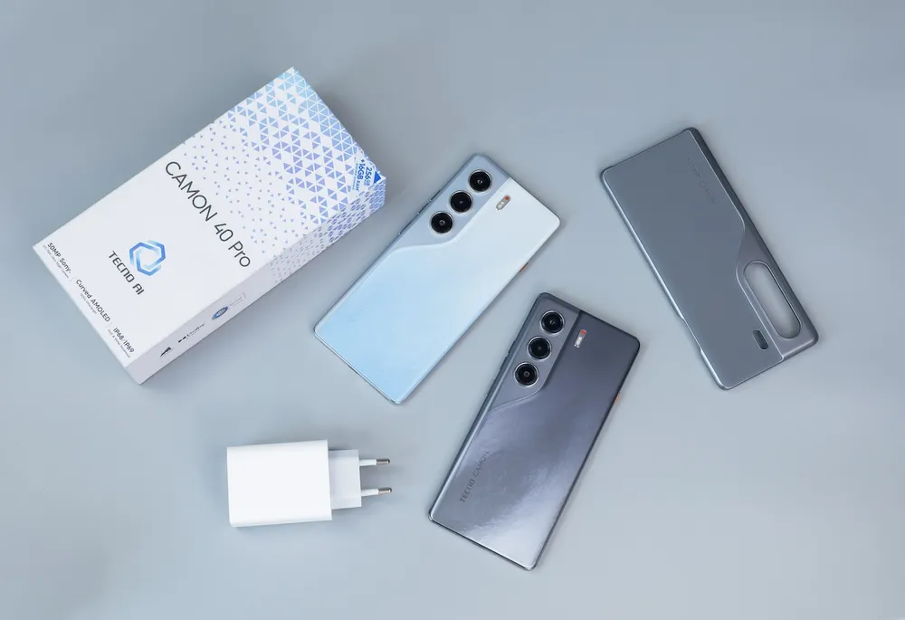 CAMON 40 PRO với các màu sắc trẻ trung