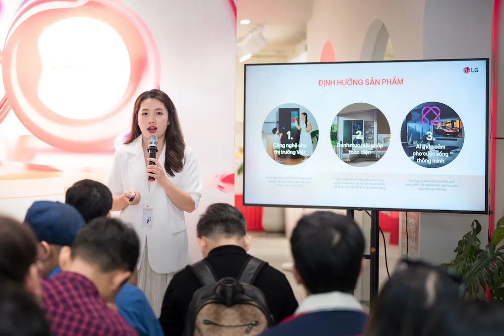 (4) LG tự hào 30 năm đồng hành cùng triệu gia đình Việt.jpg