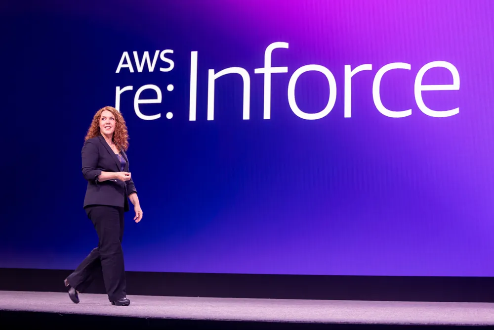 AWS đang giúp khách hàng xây dựng vị thế bảo mật mạnh mẽ hơn