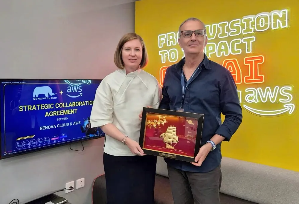 Đại diện Renova Cloud và AWS đã công bố chương trình hợp tác