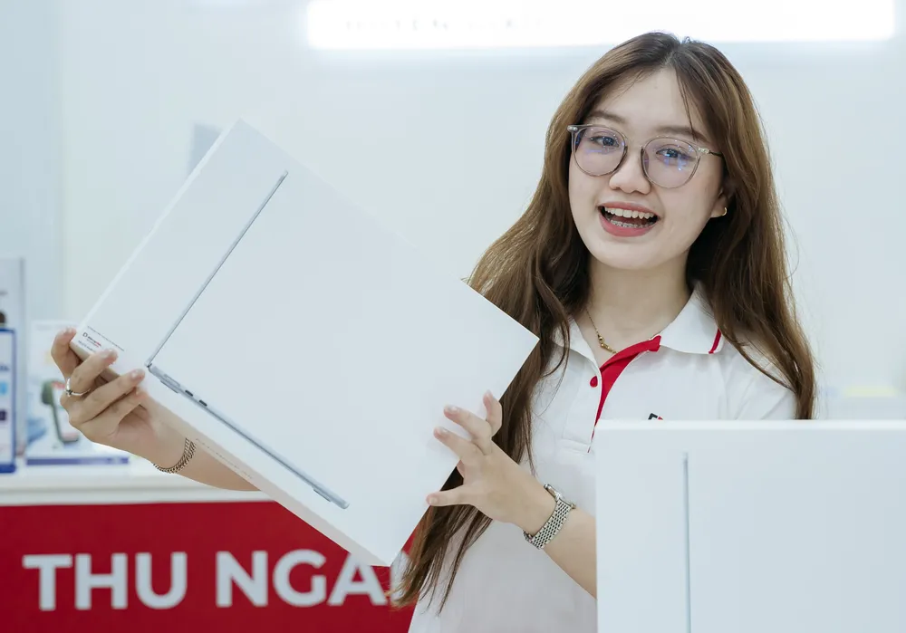 MacBook Air M4 với sức mạnh nhờ chíp M4 của Apple