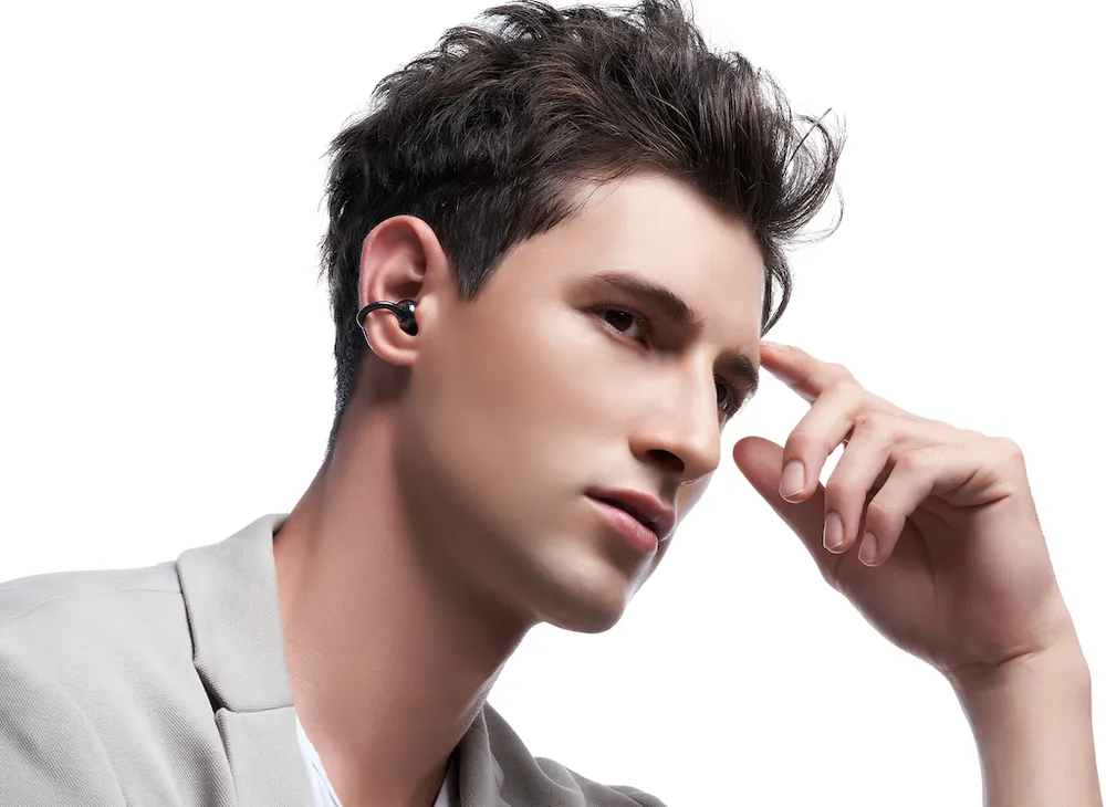 HONOR CHOICE Earbuds Clip_4.png