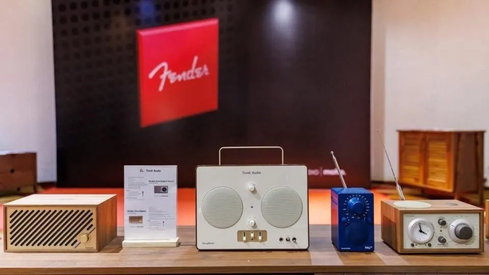 PHTD đưa nhiều thiết bị âm thanh mới mẻ vào Việt Nam