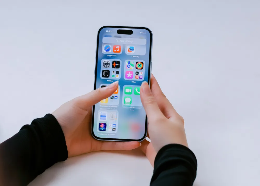 iPhone cũ đang có giá tốt tại Viện Di Động