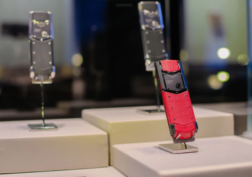 Vertu Việt Nam - Vertu Signature V 4G .jpg