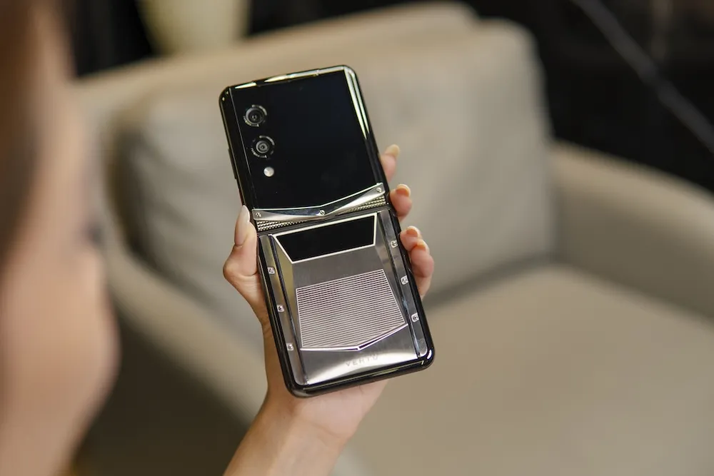 Sự kết hợp giữa phím Ruby và màn hình Sapphire tạo nên trải nghiệm liền mạch Ảnh 2-13.JPG