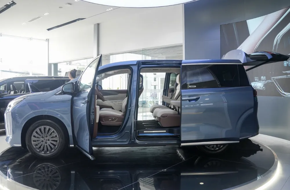 Khoang thương gia trở thành tiêu chí chọn dòng xe MPV