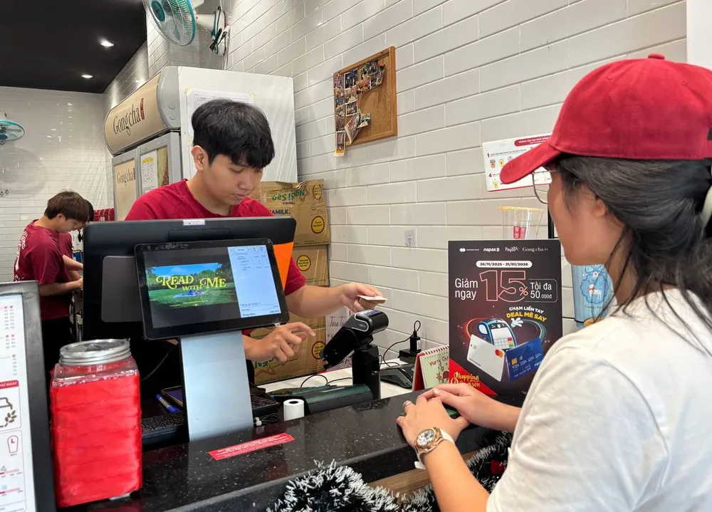 NAPAS, Mastercard và Payoo thực hiện chương trình “Chạm liền tay – Deal mê say”