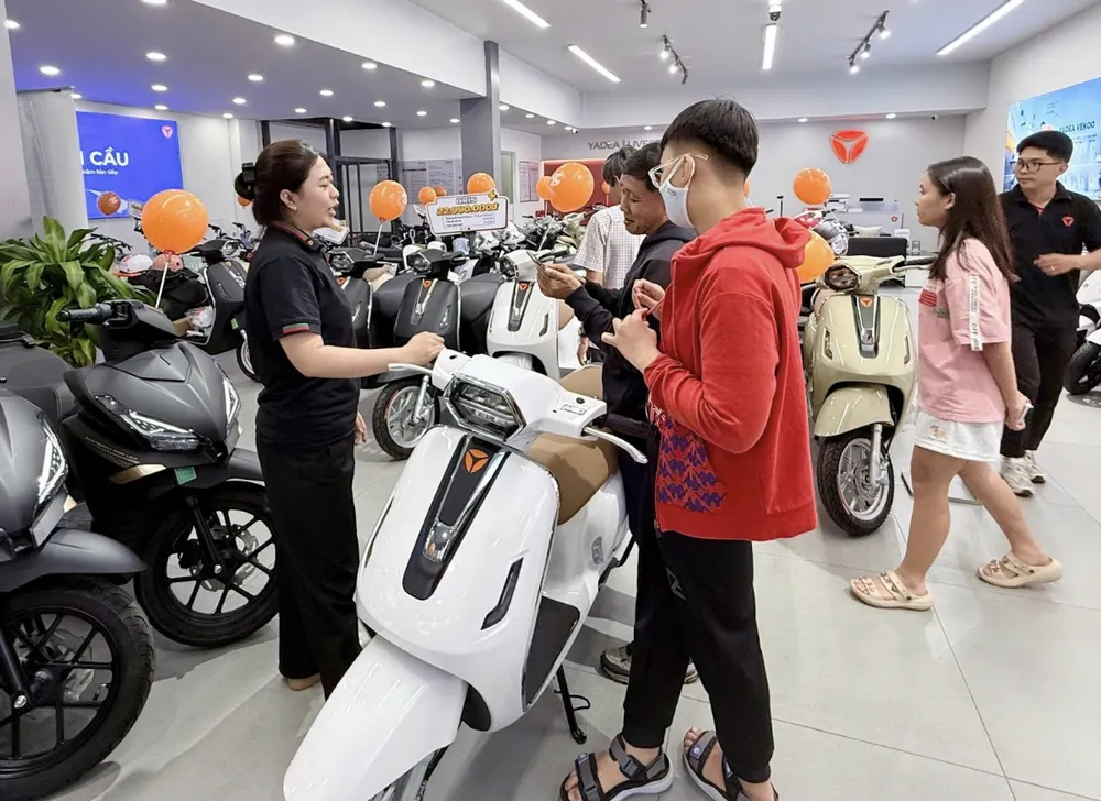 Xe máy điện Yadea trở thành lựa chọn ưu tiên của nhiều gia đình Việt Nam