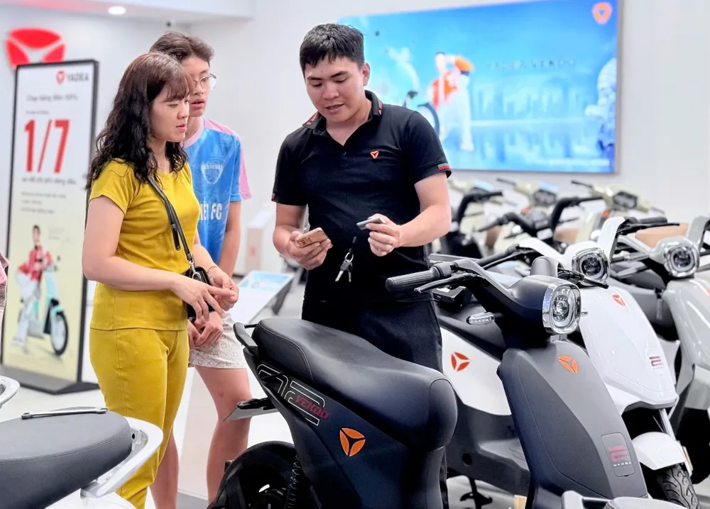 Xe máy điện Yadea ngày càng hút khách nhờ thiết kế bền bỉ và chi phí vận hành tiết kiệm anh-1-34-1931-262.jpg