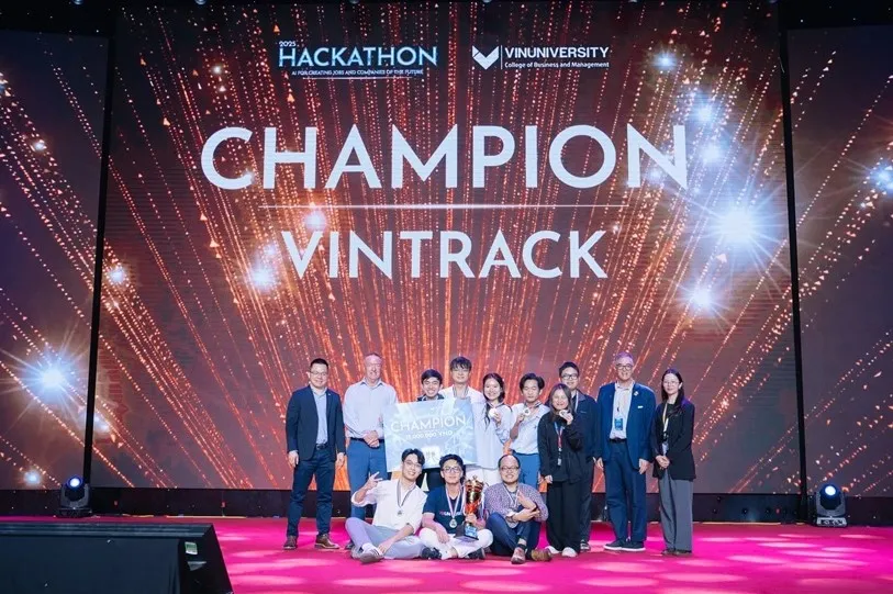 Cuoc thi Asian Hackathon 1.jpg
