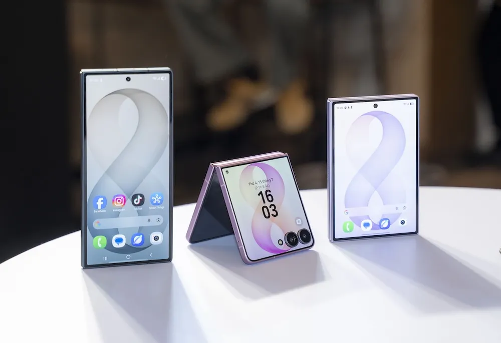 Ba sản phẩm Galaxy Z Fold8 series vừa được Samsung ra mắt 3-2.jpg