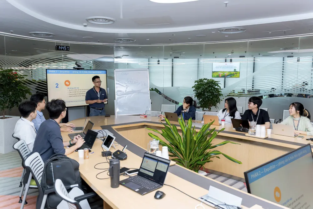 Cuộc thi không giới hạn đối tượng tham gia, mở rộng cho sinh viên, kỹ sư, người đi làm, nhà nghiên cứu trong nước và quốc tế. Ảnh: ĐỨC THỌ Anh cuoc thi VT AI 2.jpg