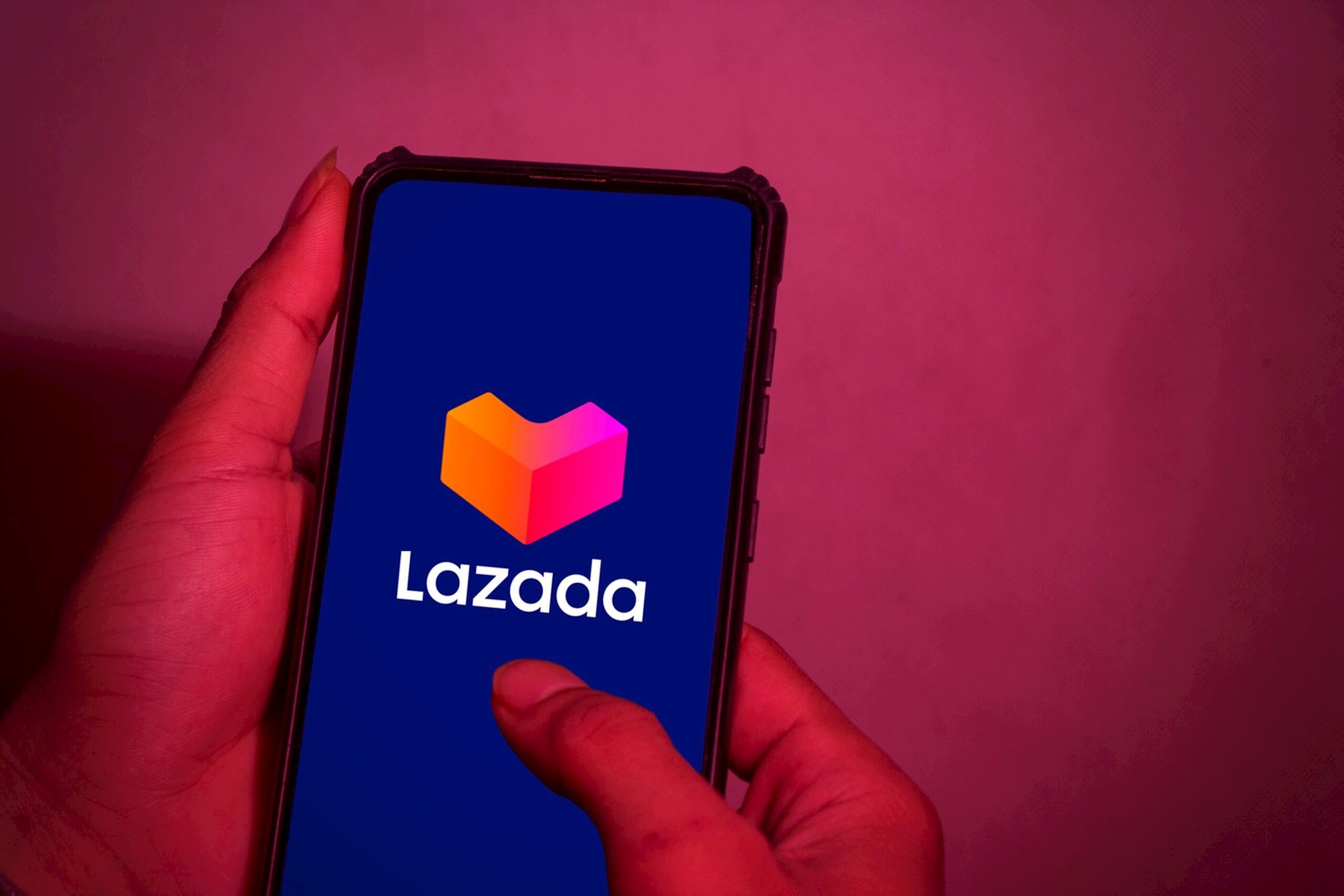Lazada thúc đẩy mua sắm qua mạng xã hội
