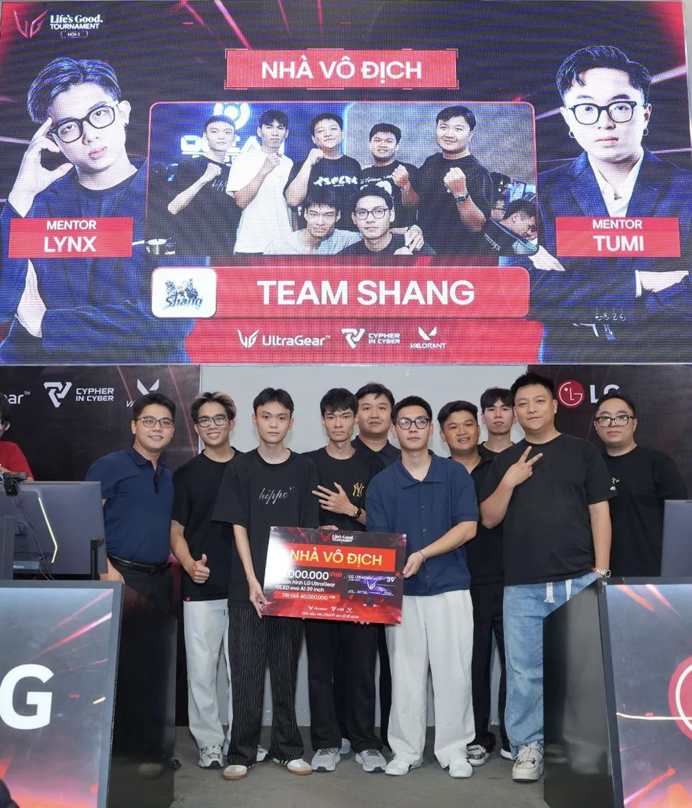 Đội tuyển SHANG xuất sắc lên ngôi vô địch Ảnh màn hình 2026-08-18 lúc 10.57.44.png
